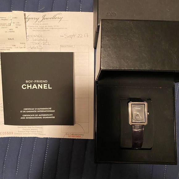 Chanel Boy-Friend black Guilloche Dial watch - Picture 6 of 6